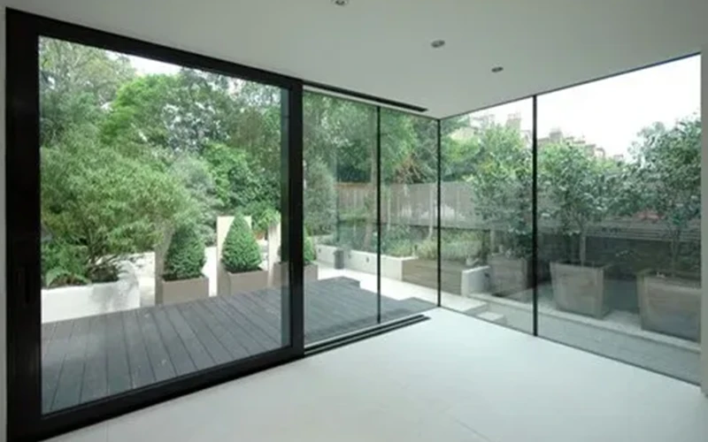 Windows with very slim frames in a bright room